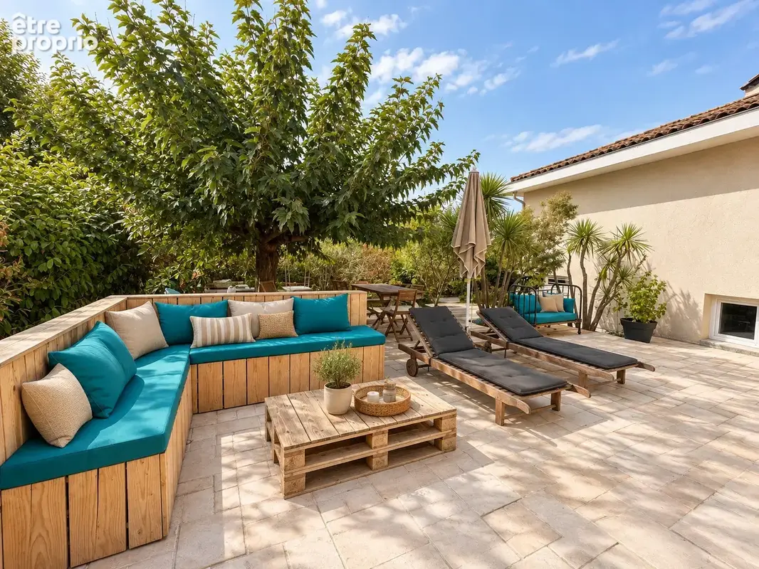 Maison familiale avec piscine et garage - photo 4