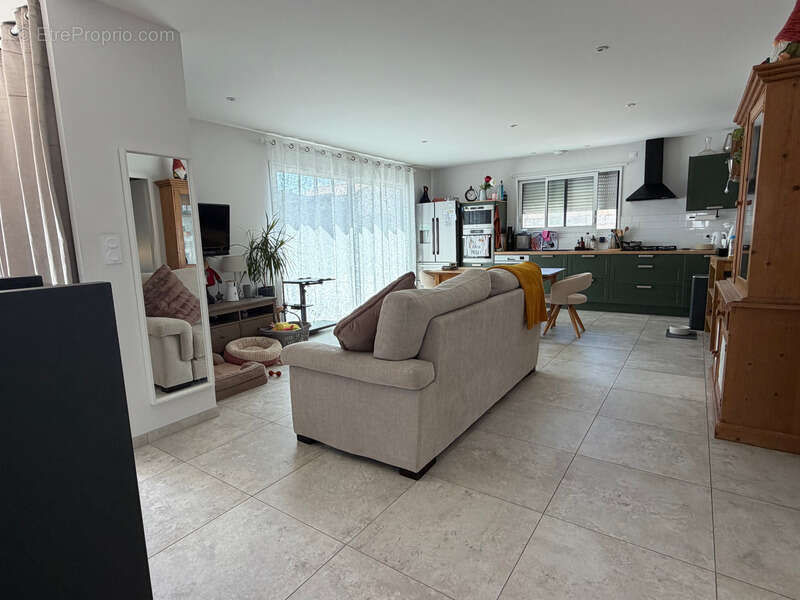 Les magnils reigniers (85400) - beugne l'abbe - villa plain pied 2020 grand confort 3 chambres sur 724m² - photo 2