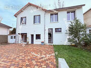 Maison à BURES-SUR-YVETTE