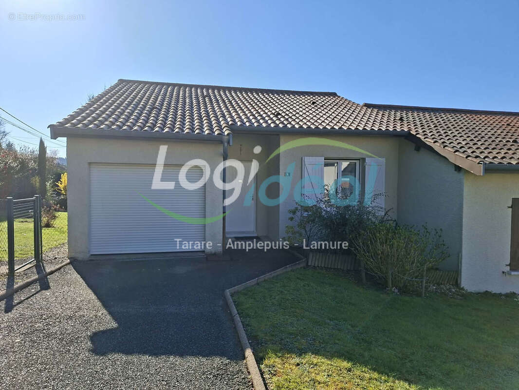 Maison à POULE-LES-ECHARMEAUX