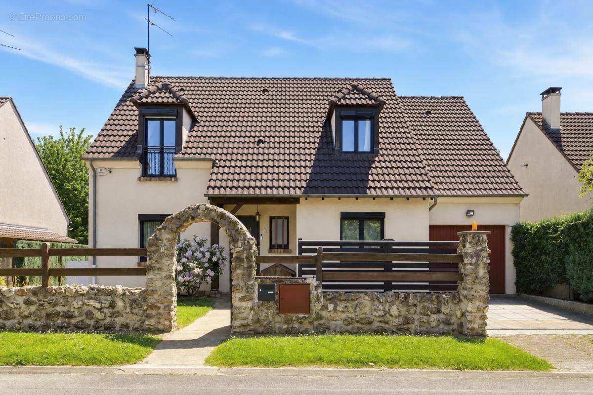 Maison à MONTMORENCY