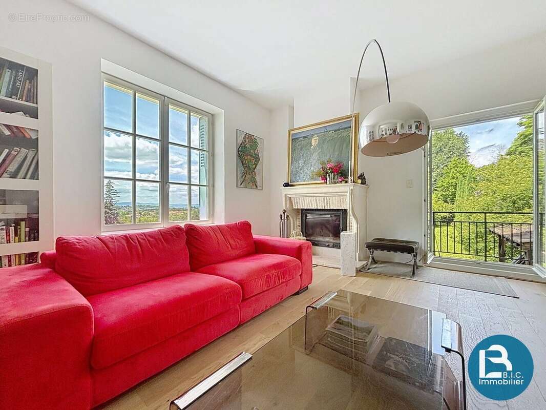 Maison à SAINT-DIDIER-AU-MONT-D'OR