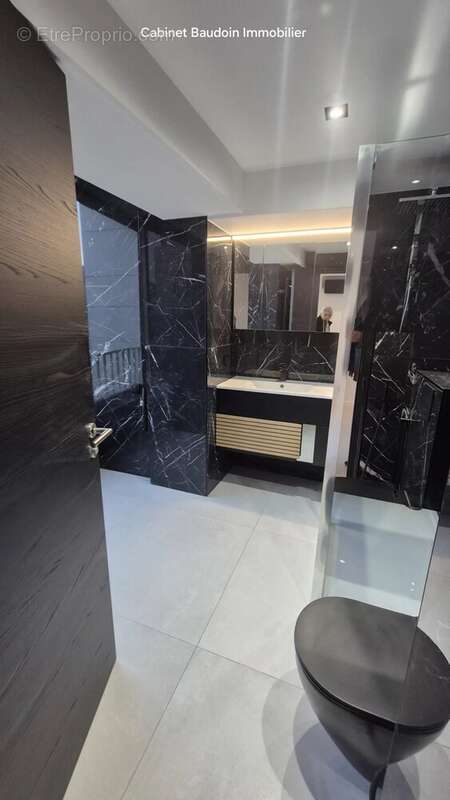 Exclusif CROISETTE ! Spacieux T2 54 m2  VUE MER, face aux ma - photo 8