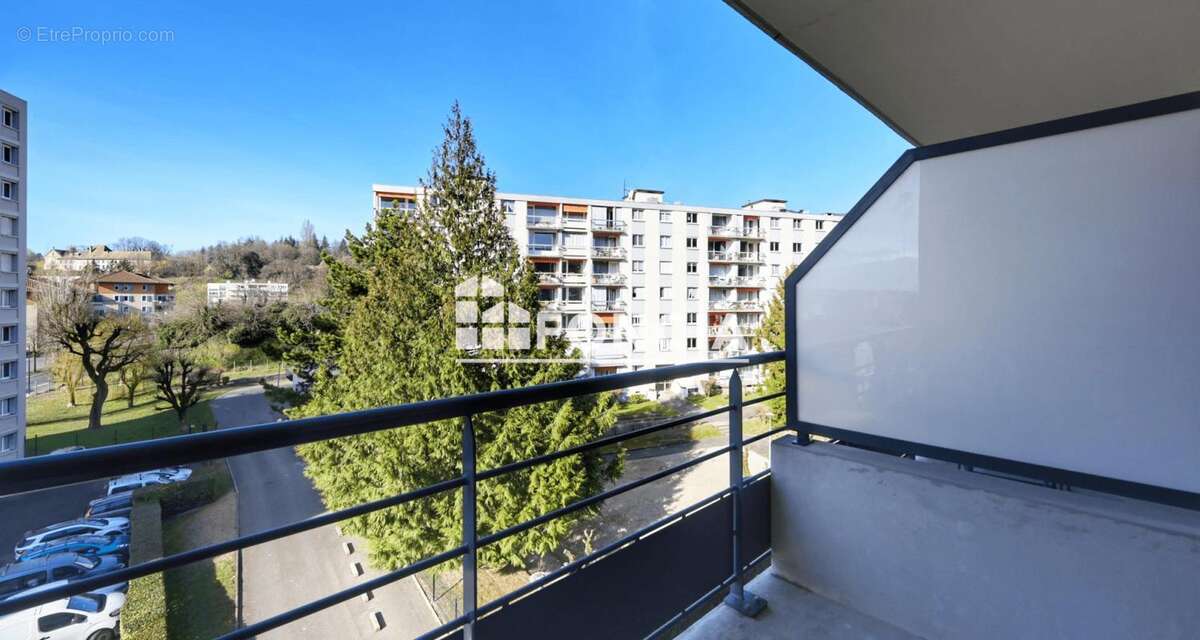 Appartement à VOIRON