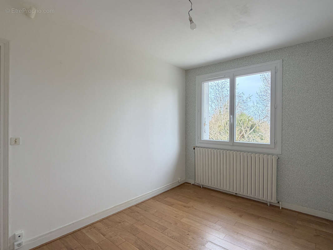 Maison à BUXEROLLES