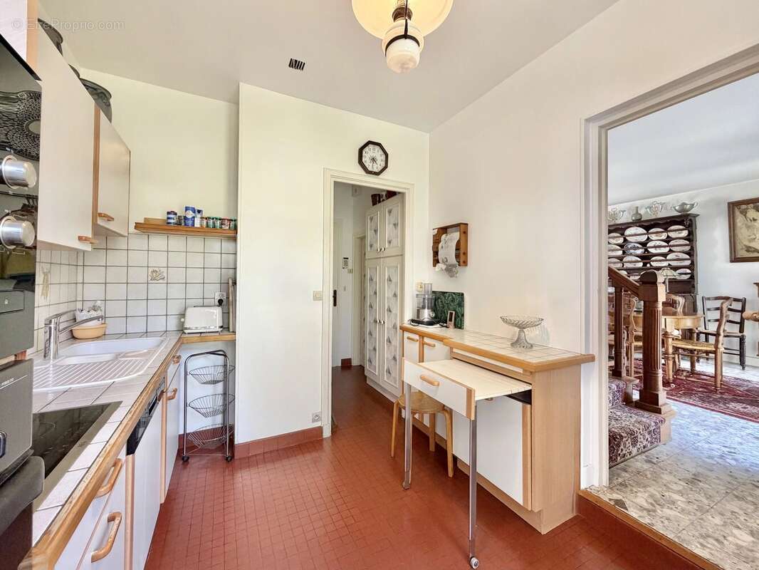 Maison à VERRIERES-LE-BUISSON