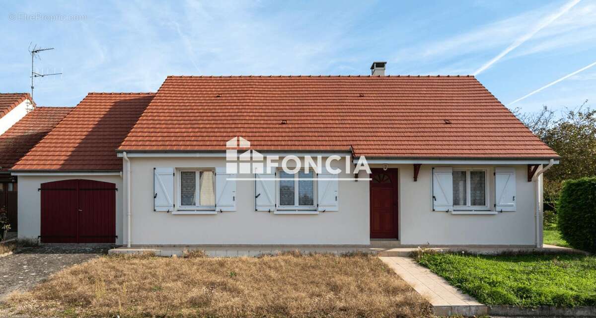 Maison à BEAUMONT-SUR-SARTHE