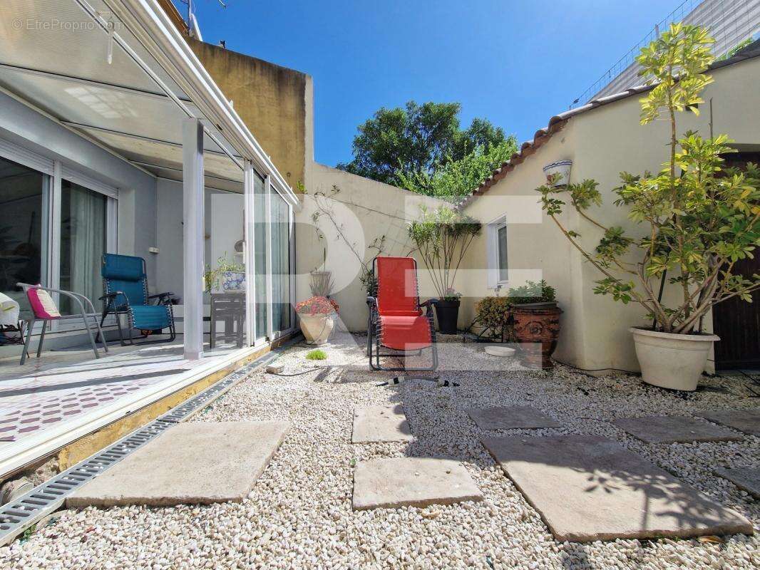 Maison à NIMES