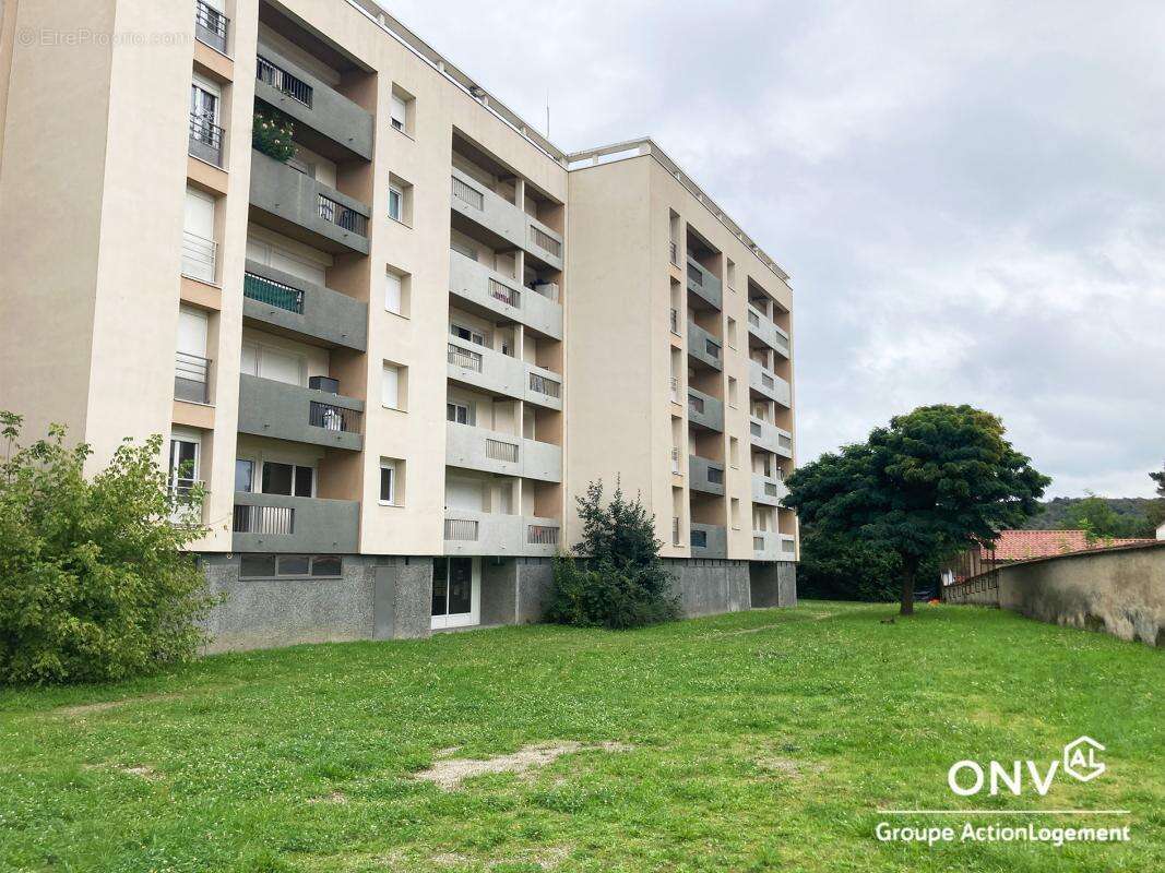 Appartement à PONT-EVEQUE