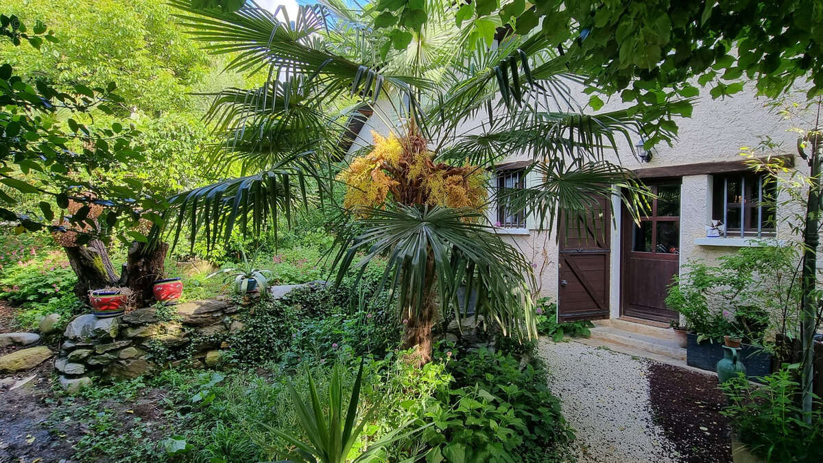 Maison à COISE-SAINT-JEAN-PIED-GAUTHIER