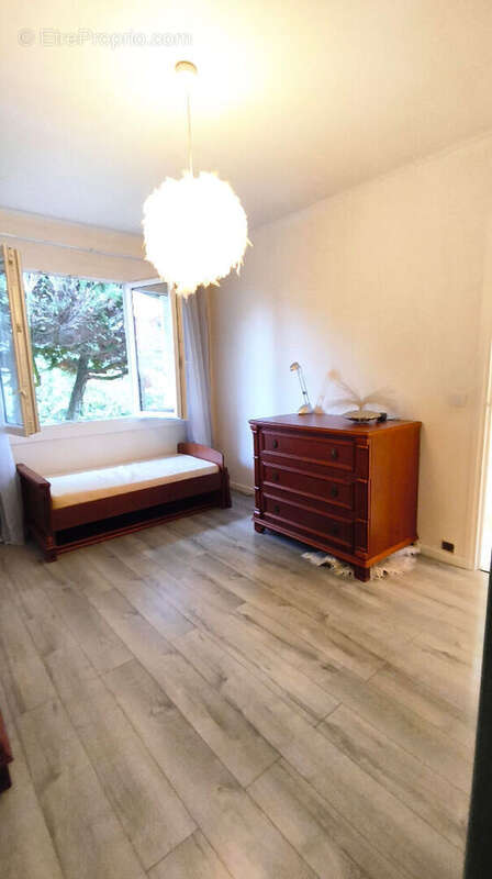 Maison à VIGNEUX-SUR-SEINE