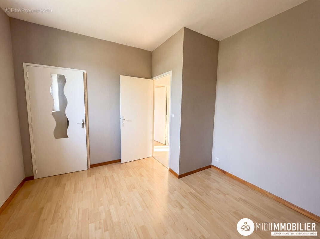 Appartement 59 m² à Albi  - photo 9