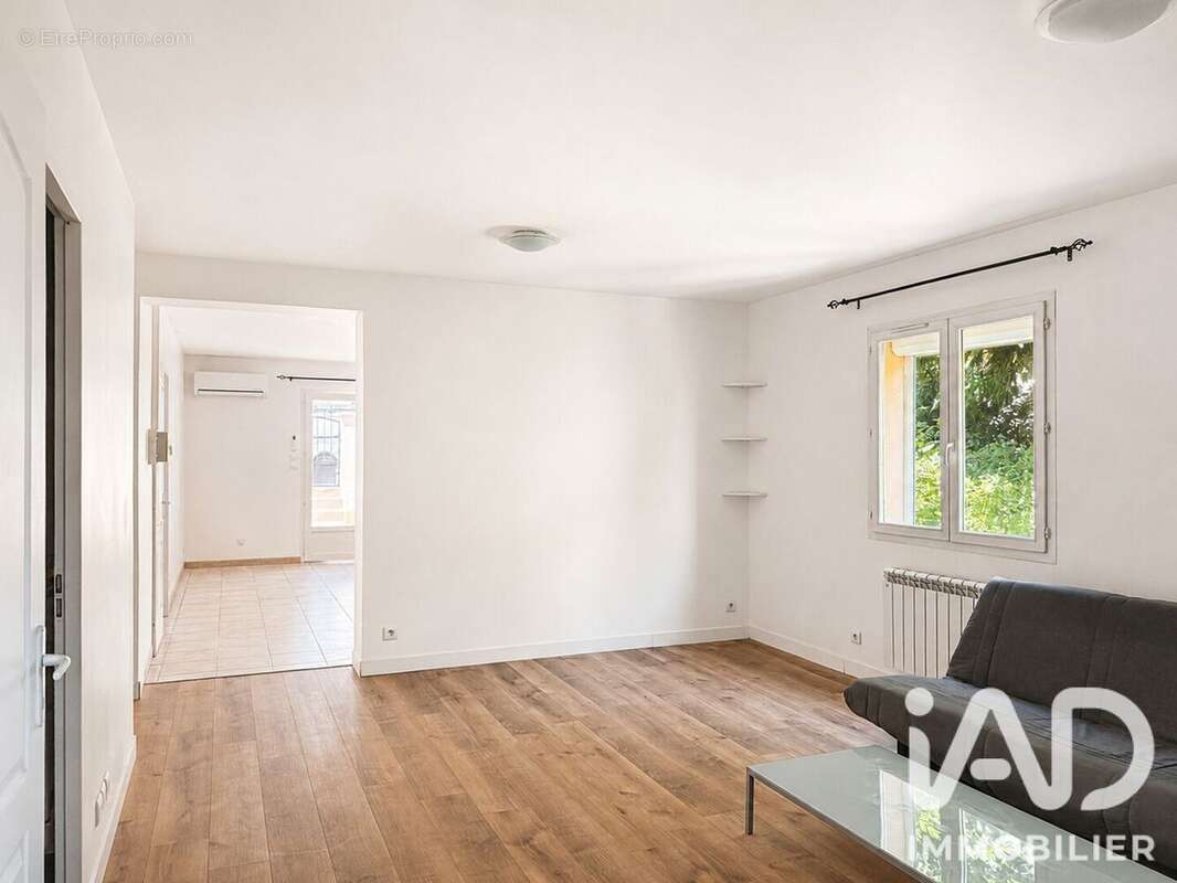 Photo 4 - Appartement à SAINT-GENIS-LAVAL