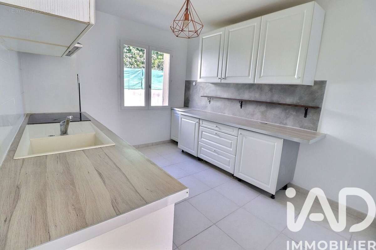 Photo 5 - Maison à LANCON-PROVENCE