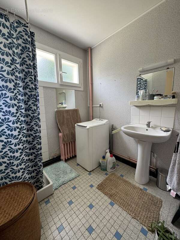 Appartement à SAINTES