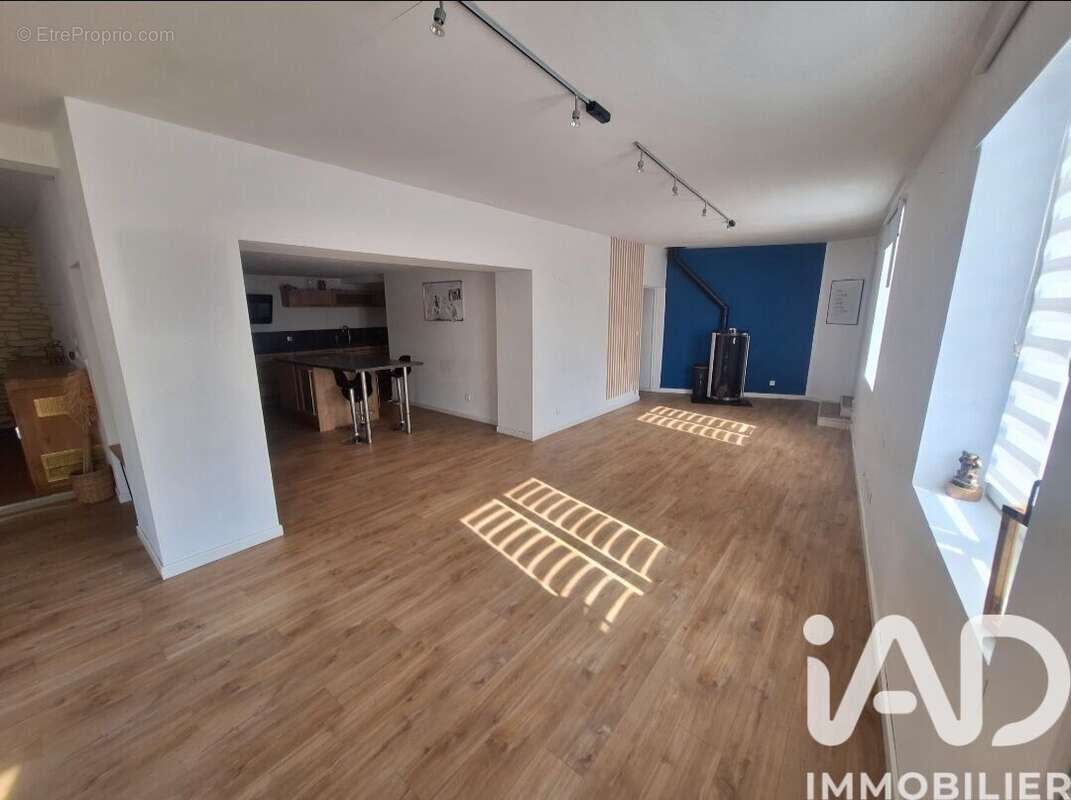 Maison 183 m² à Montigny-Sur-Avre  - photo 4