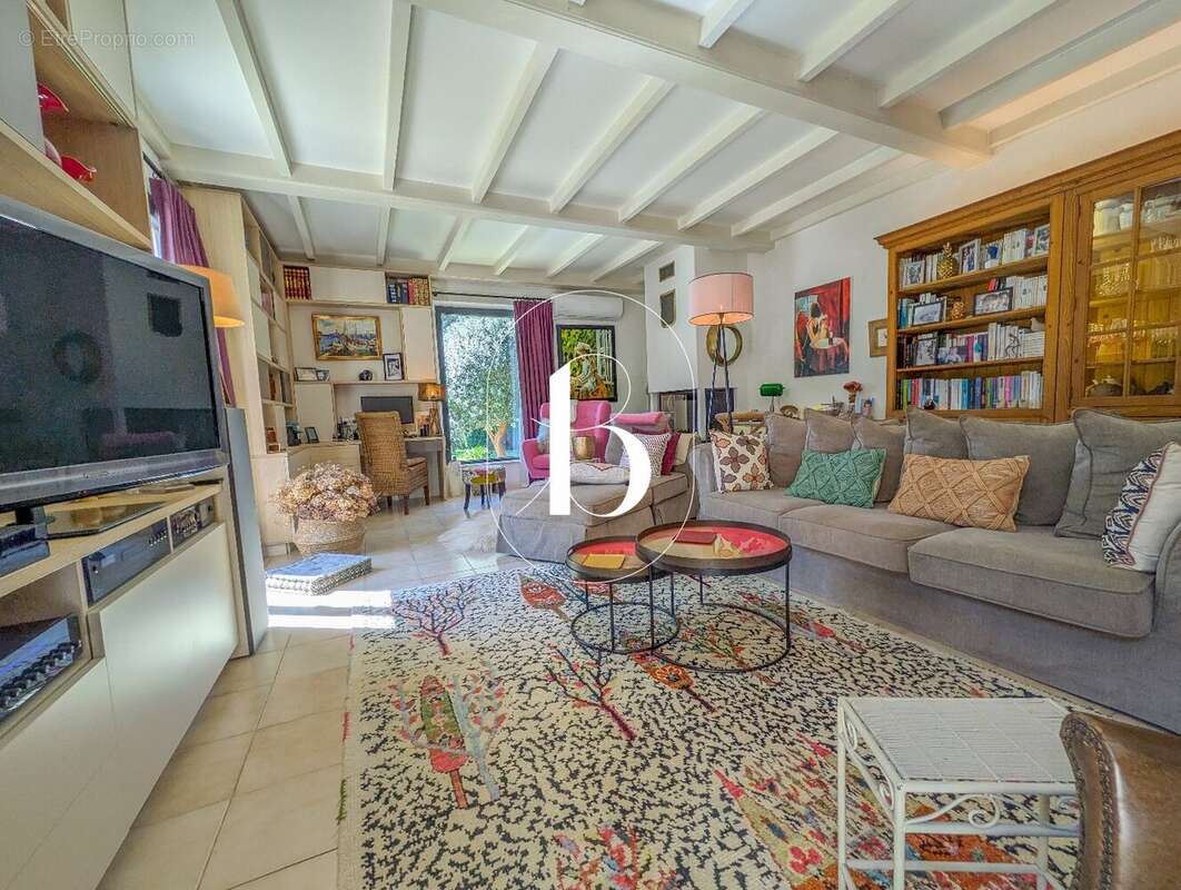 Maison à GOUDARGUES