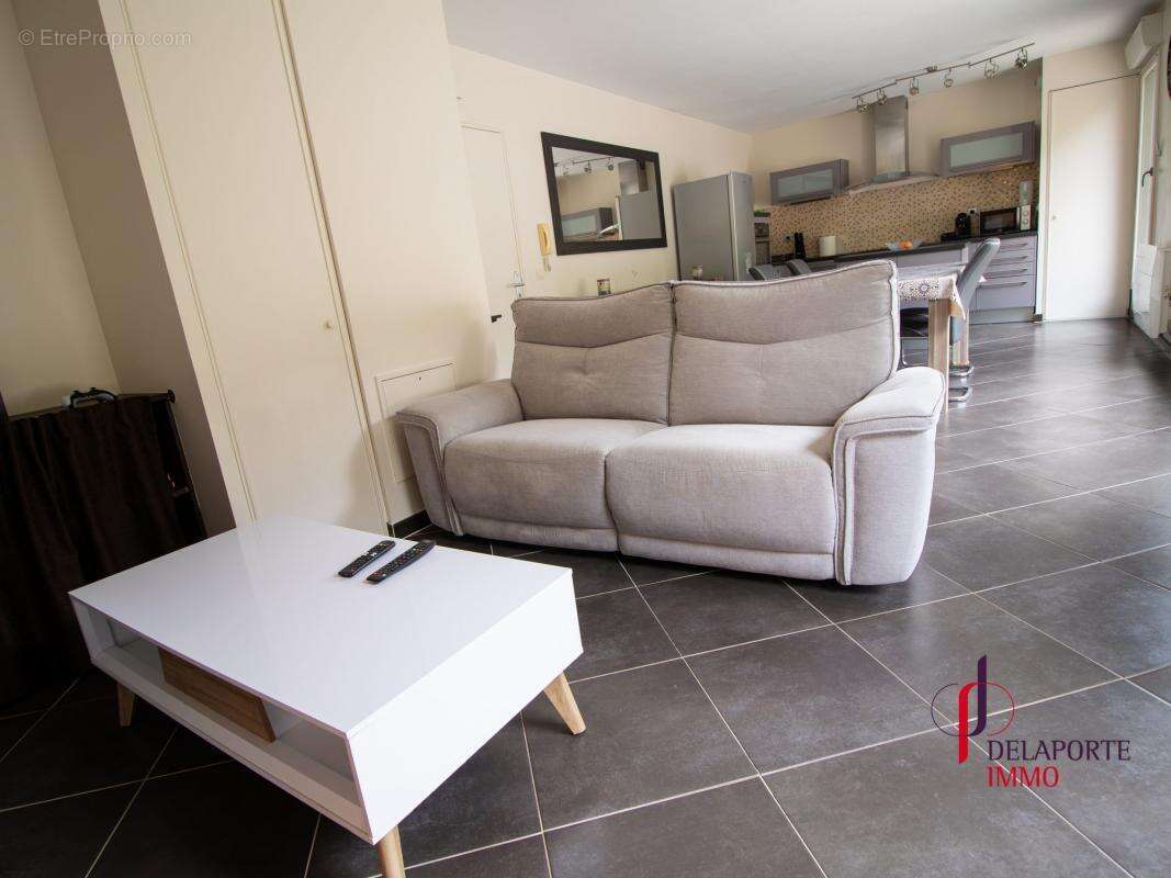 Appartement à MERY-SUR-OISE