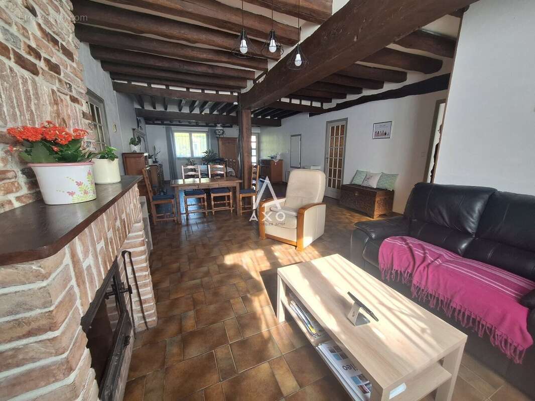 Maison de ville aux beaux volumes - photo 3