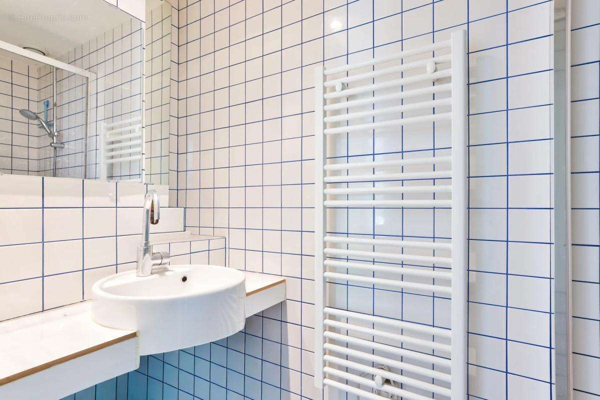 Appartement à PARIS-20E