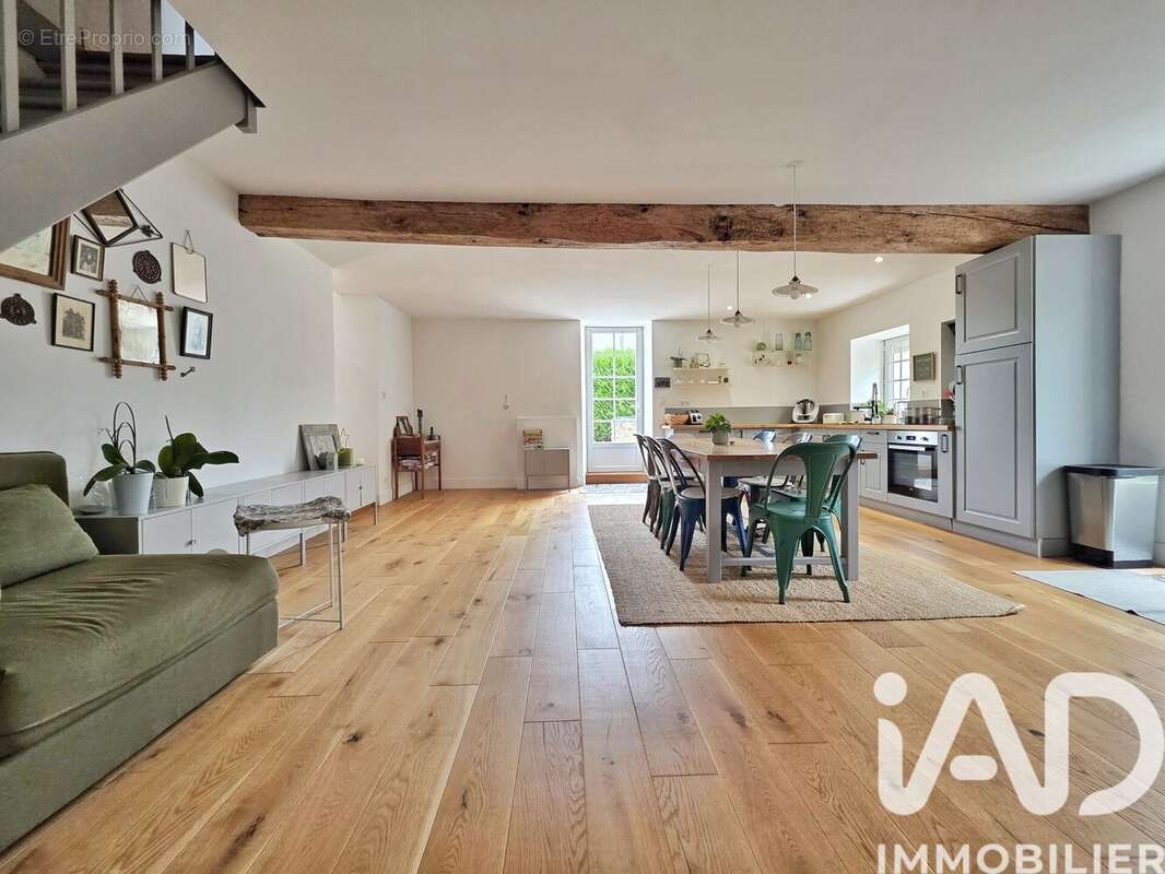 Photo 3 - Maison à TOUVRE