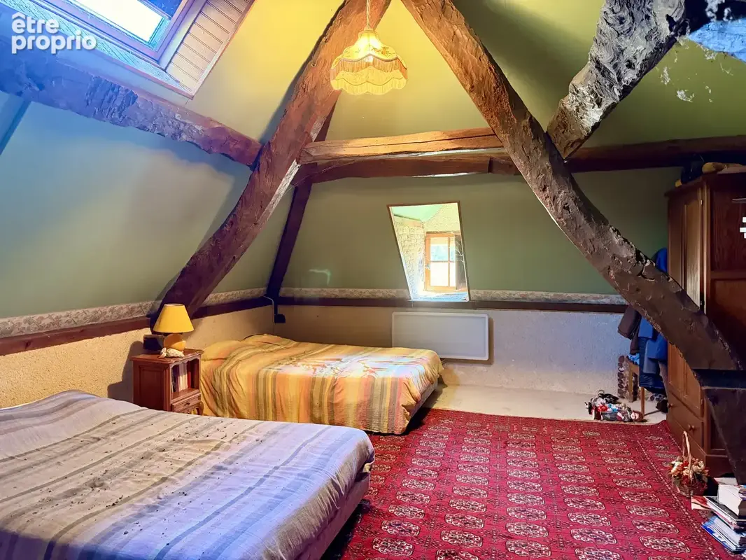 Maison de caractère avec grange et plus de 2,5 ha de terrain - photo 10