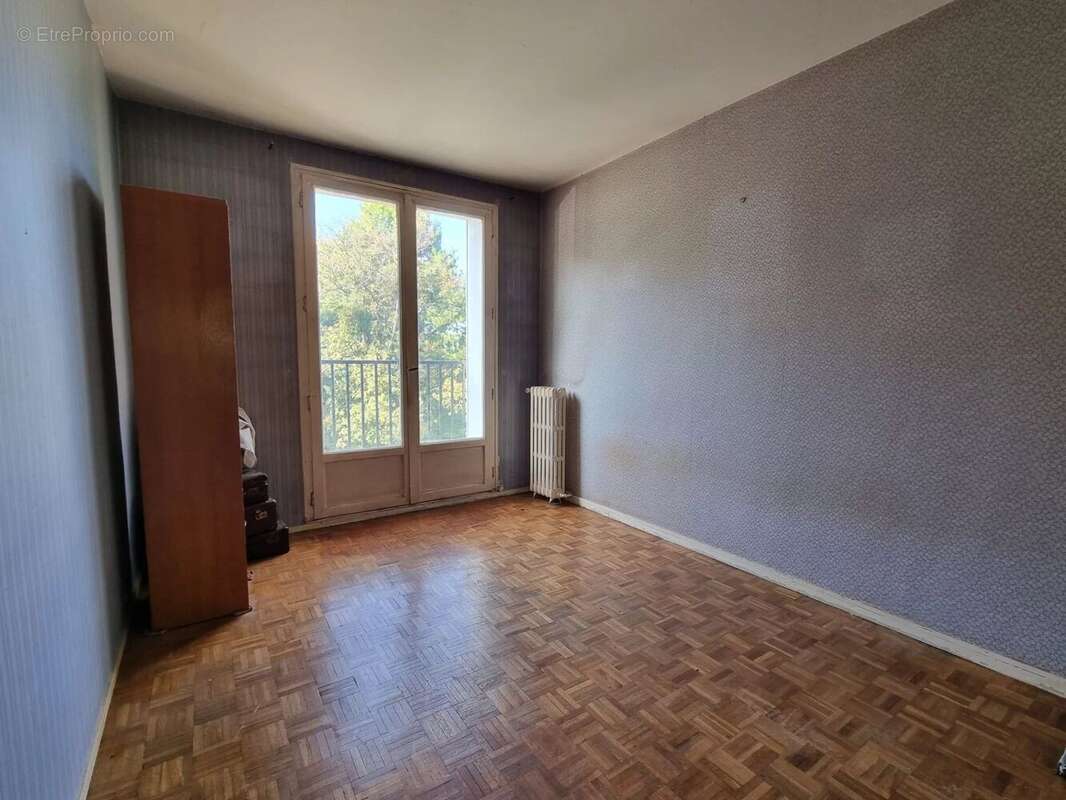 Appartement à BEYNES