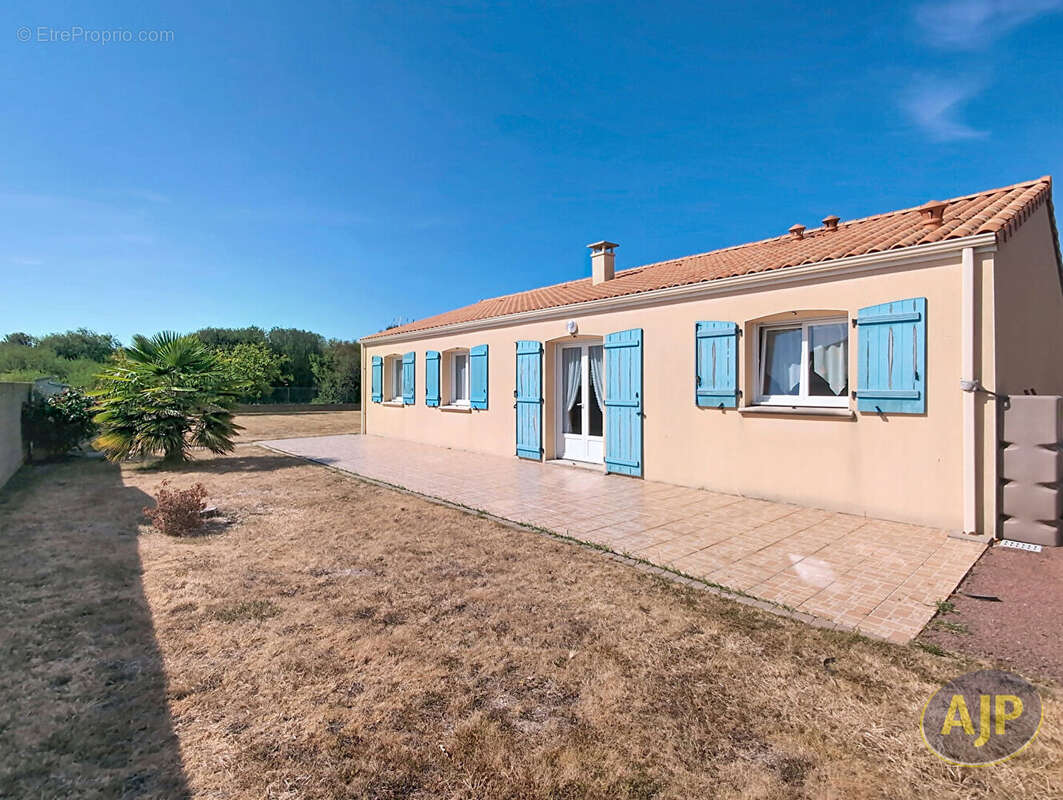 Plain-pied familial avec terrain de 955 m² ? Tout à pied & Impasse - photo 9