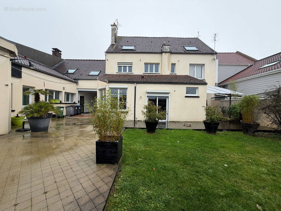 Photo 1 - Maison à BARLIN