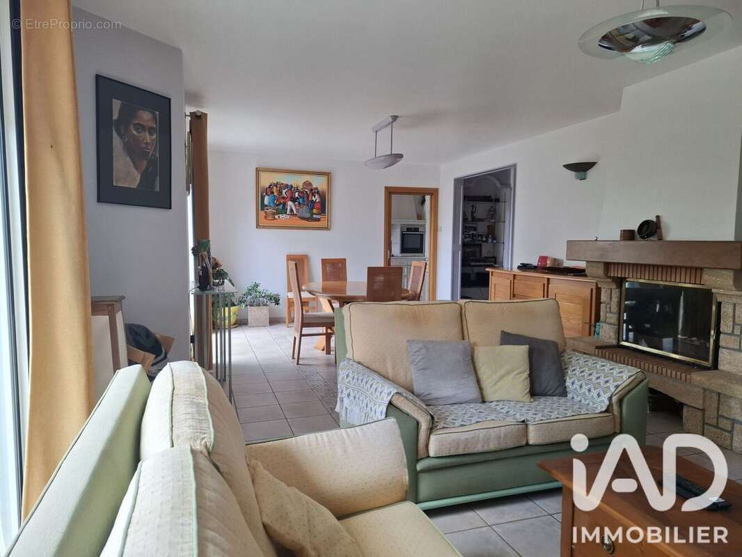 Maison 160 m² à Locmalo  - photo 4