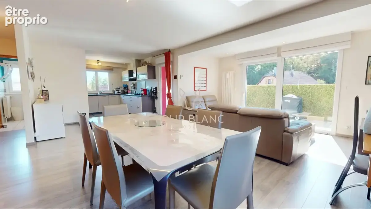 Maison rénovée de 140 m2 avec 5 chambres, sous-sol et superbe terrasse   Pérouse - photo 2