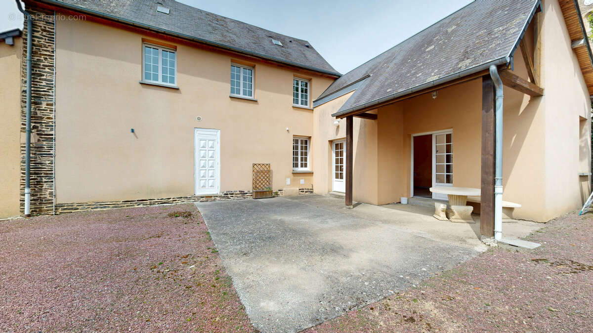 Maison à PARIGNY