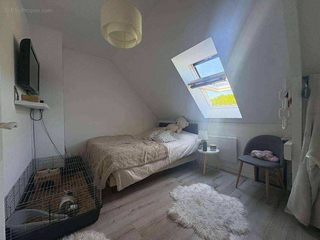 Maison située en bourg, à proximité d'Angers - photo 13