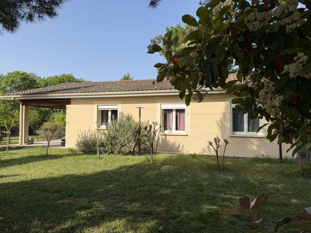 Maison à SAINT-AIGULIN