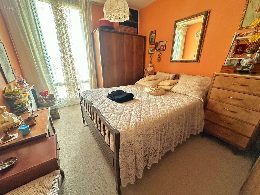 Appartement à PIERRE-BENITE