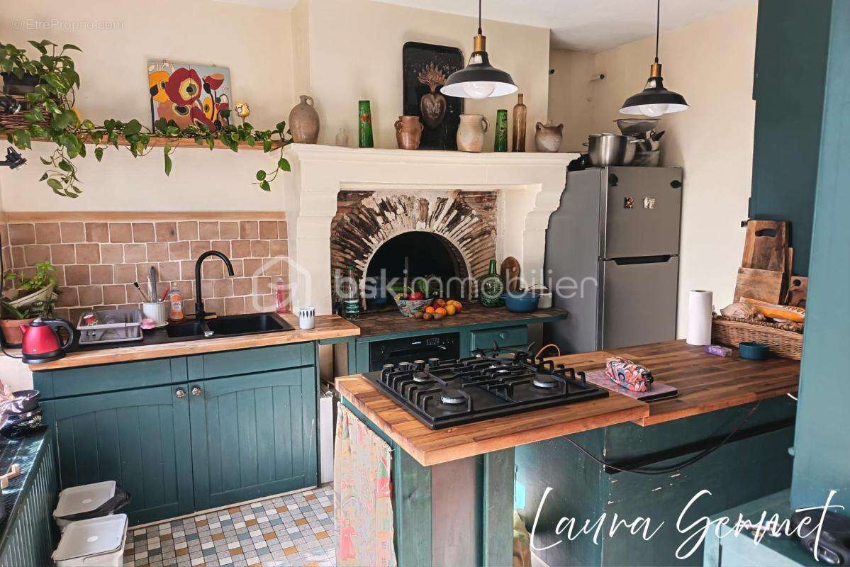 Maison à VICQ-SUR-NAHON