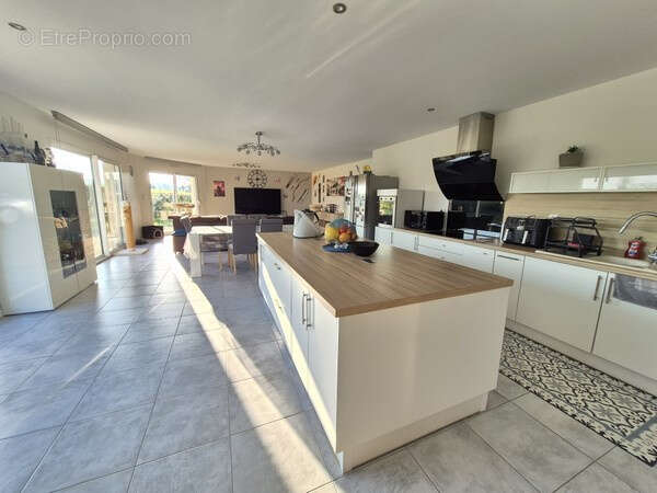 Maison à NEUFCHATEL-EN-BRAY