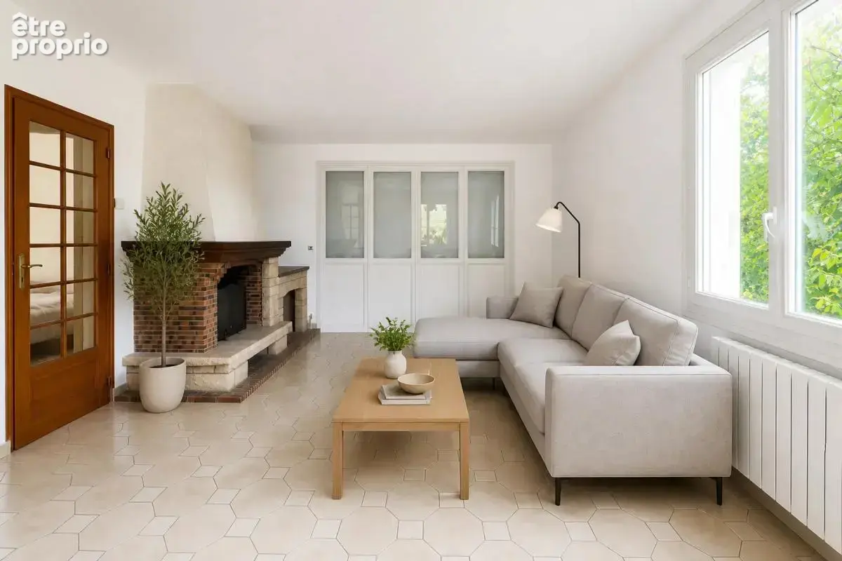 Maison de 4 pièces de 275 m² à Bourges - photo 2