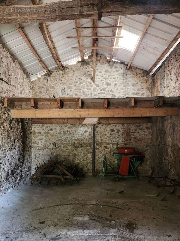 Appartement à SAINT-JUNIEN