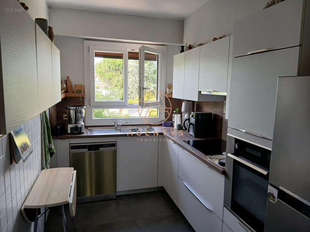 Appartement 89 m² à Saint-Maur-Des-Fosses  - photo 5