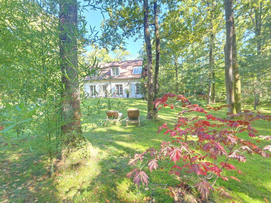 Maison à NOISY-SUR-ECOLE