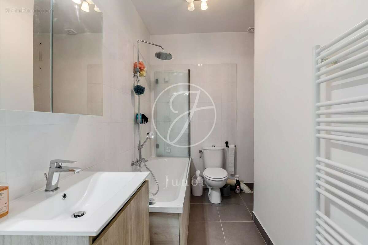 Appartement à PARIS-9E