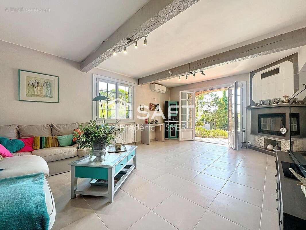 Photo 2 - Maison à CHATEAUNEUF-GRASSE