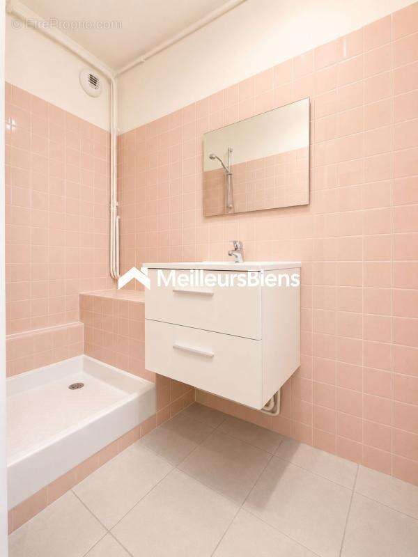 Appartement à MAISONS-ALFORT