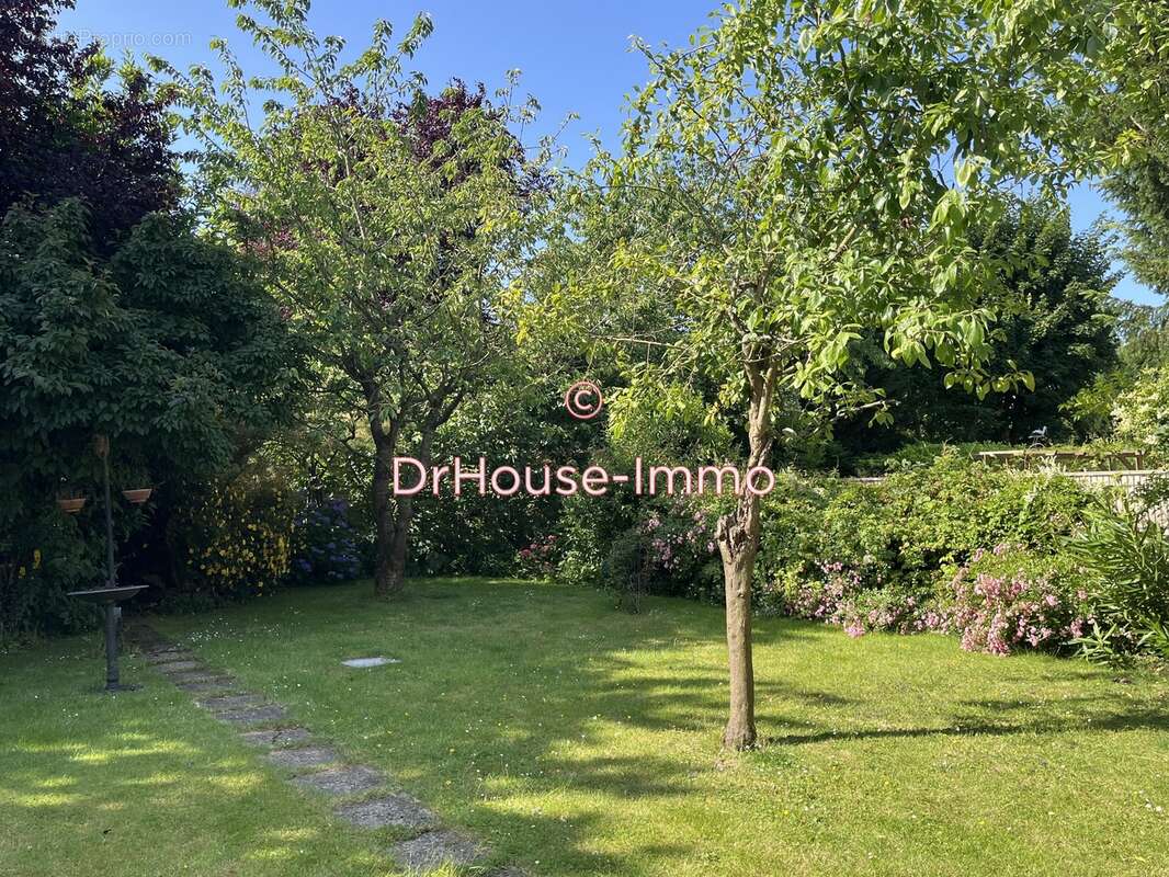 Maison à FACHES-THUMESNIL