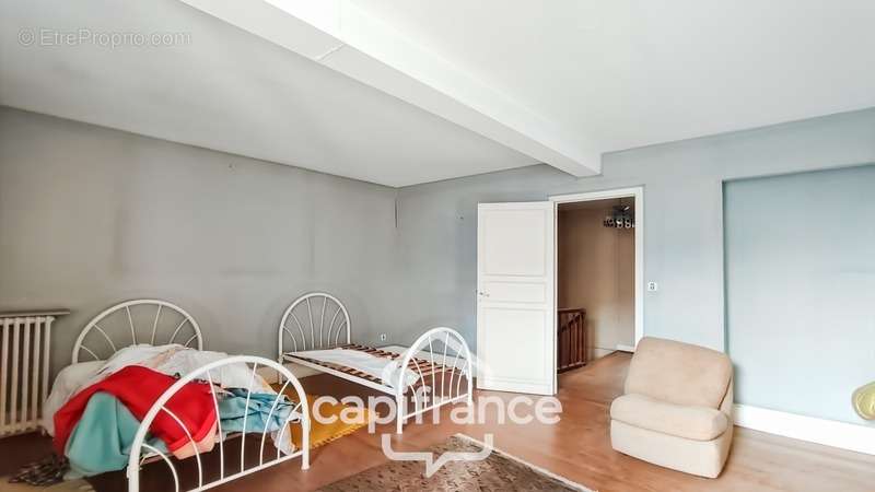 Appartement à SAINTE-LIVRADE-SUR-LOT