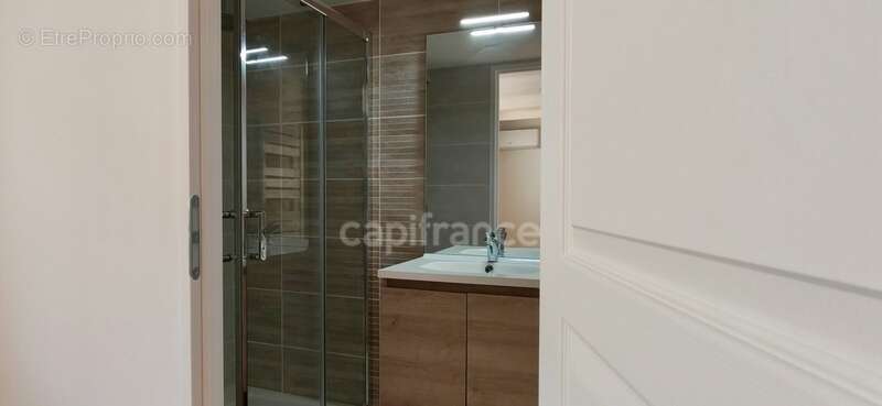 Appartement à EYRAGUES