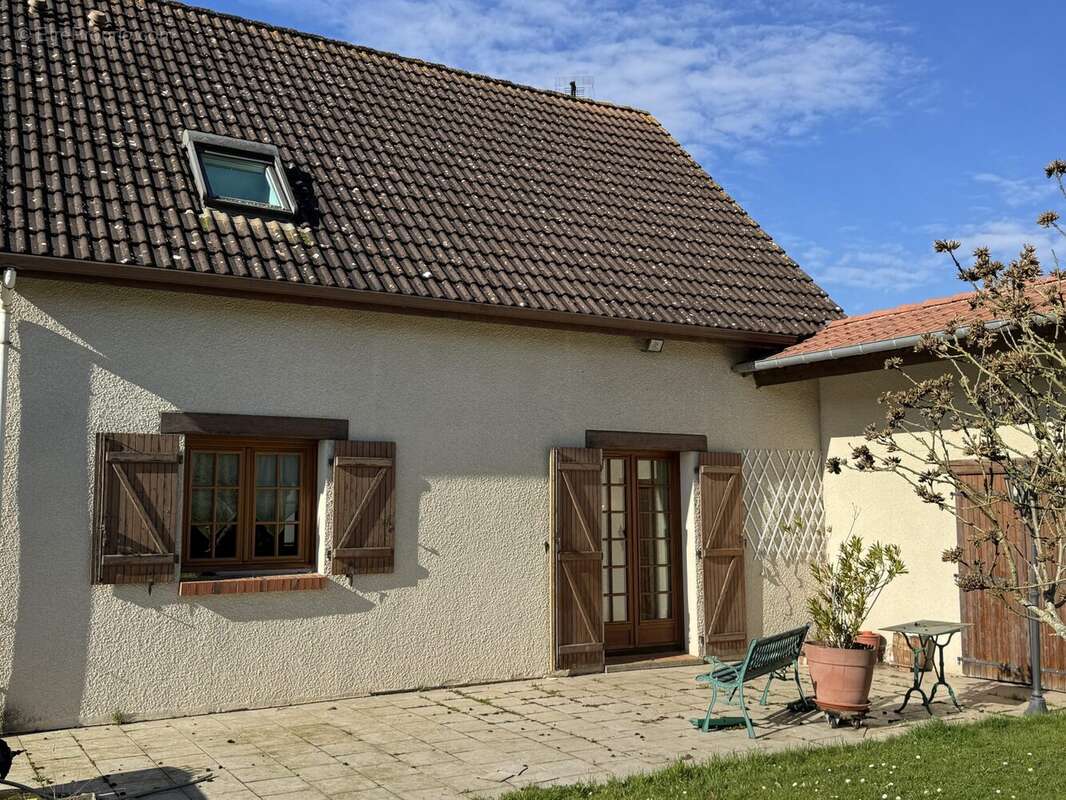 Maison à ROMILLY-SUR-ANDELLE