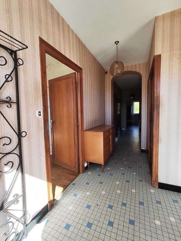 Maison 97 m² à Chasseneuil-Sur-Bonnieure  - photo 6