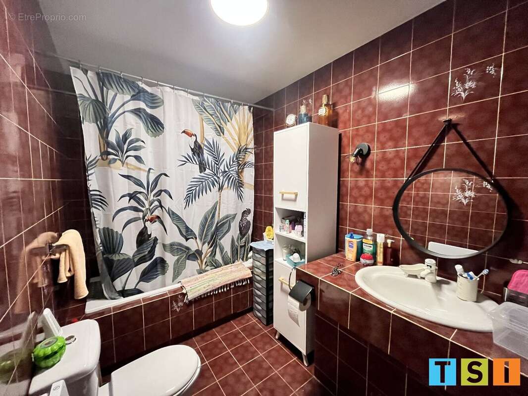 Maison à MONTREJEAU